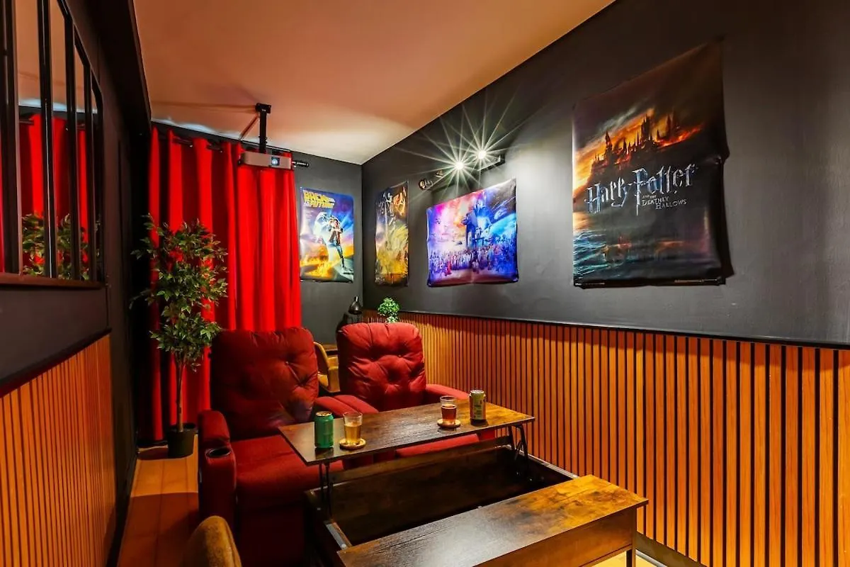 Apartment Cinema Love Paris France
